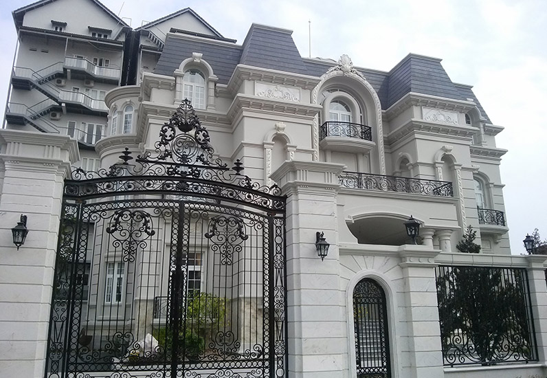 Biệt Thự Cổ Điển Mặt Tiền Hoành Tráng | Bà Phương | Quận 2