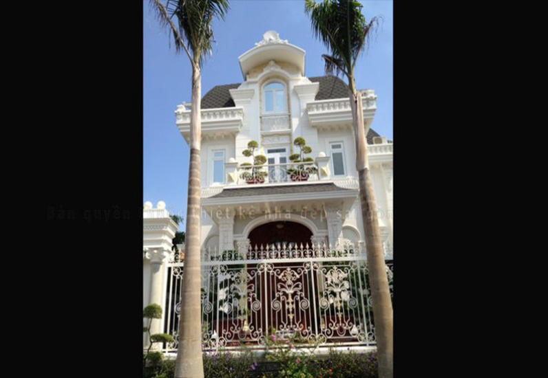 Biệt Thự Cổ Điển Quận 2