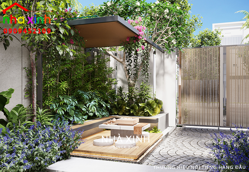 Sân vườn được thiết kế với tiểu cảnh cây xanh mát mắt